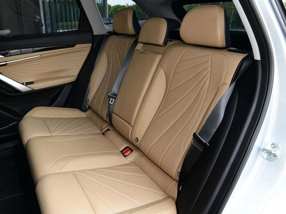 Geely Atlas Новый