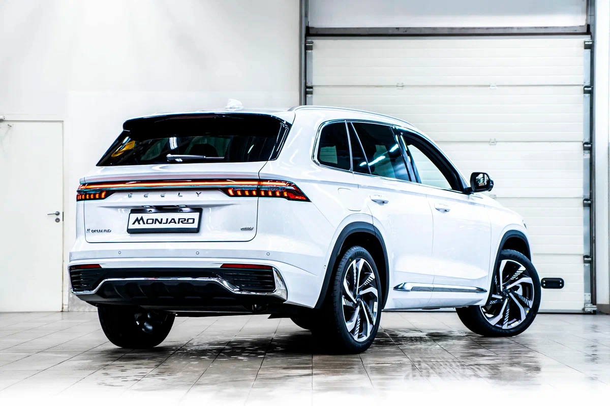Geely Monjaro I