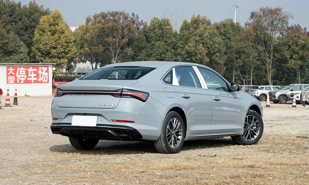 Geely Preface Новый