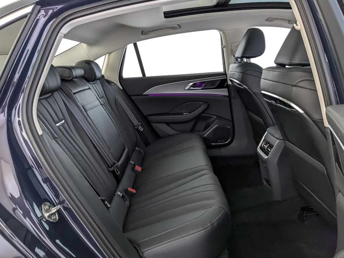 Hongqi H5