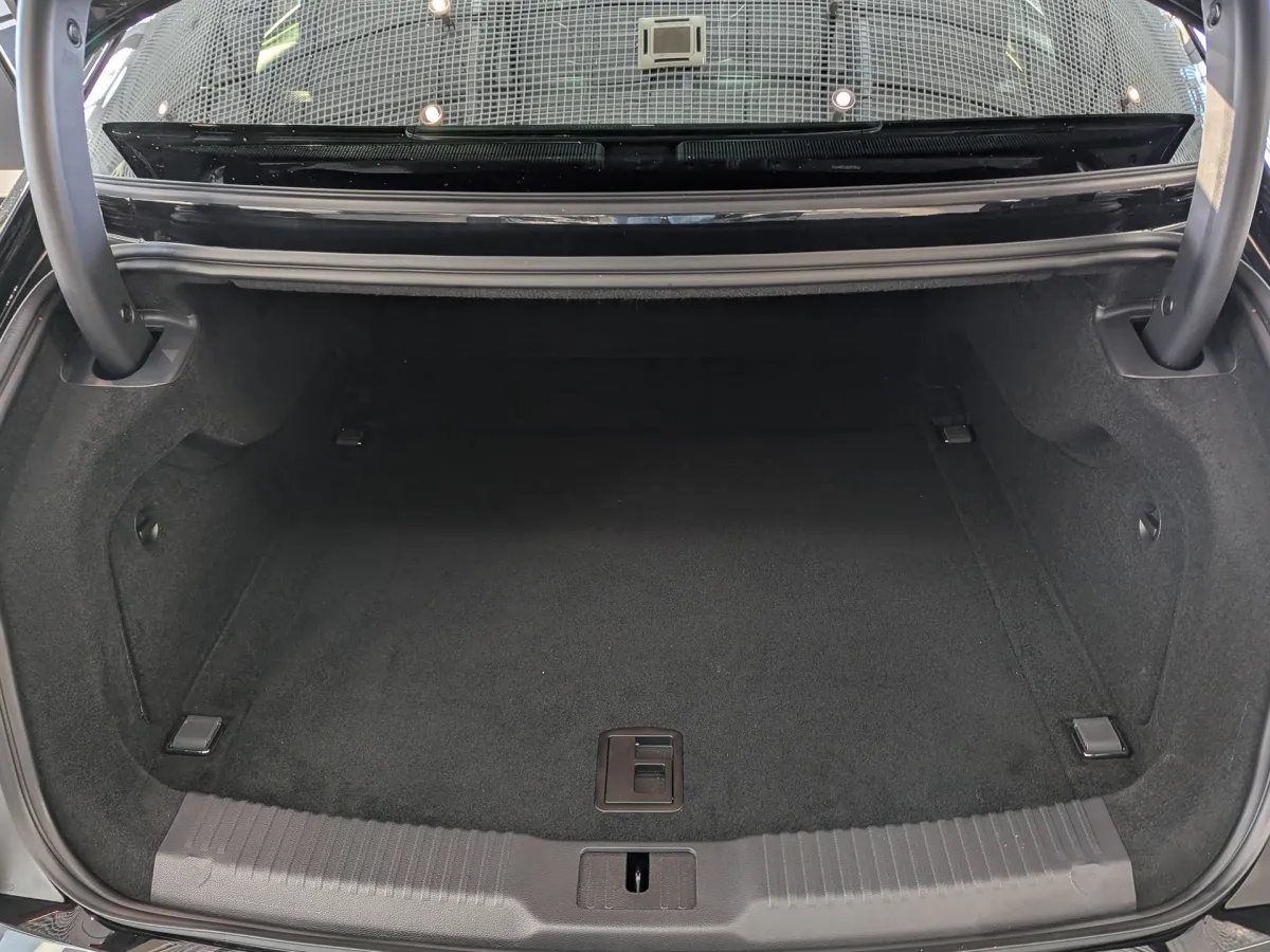 Hongqi H9
