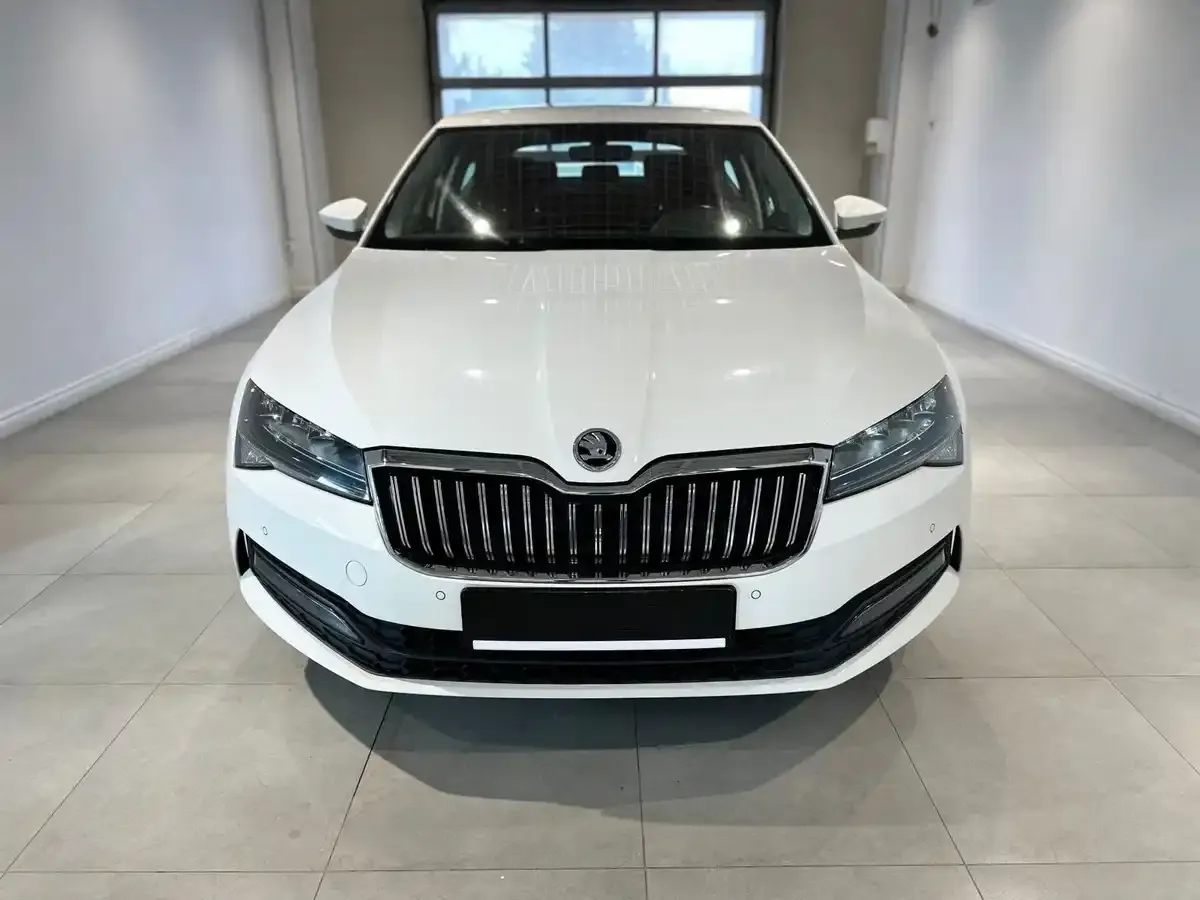 Skoda Superb Combi